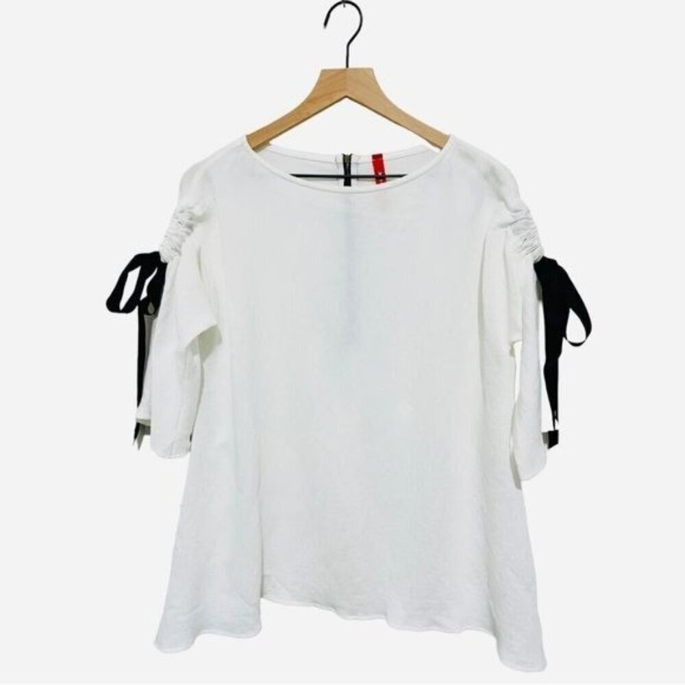 IC by Connie White Casual Top Bell Sleeves Size M